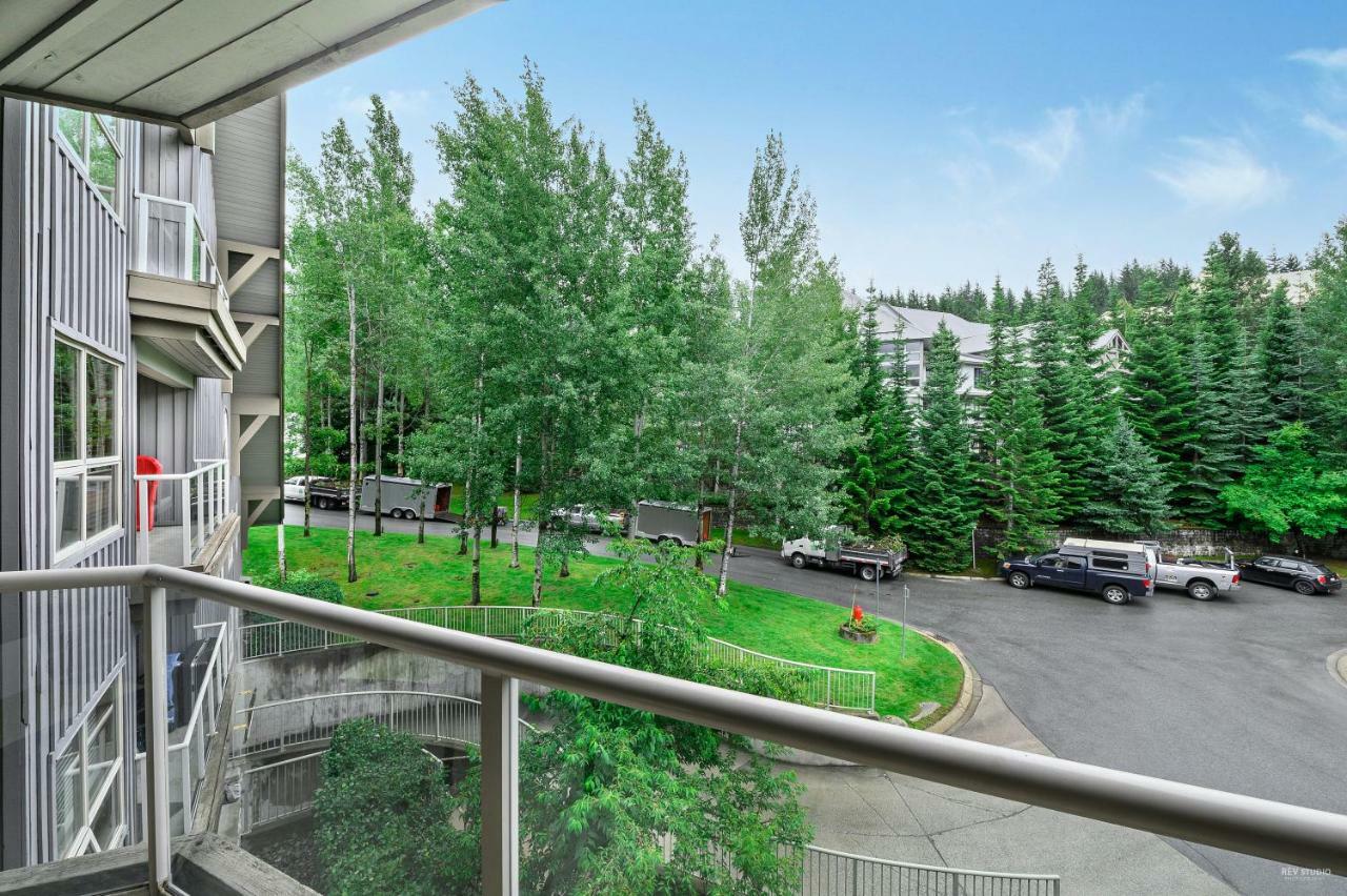 The Best Ski-In/Ski-Out At The Aspens Whistler Exterior photo